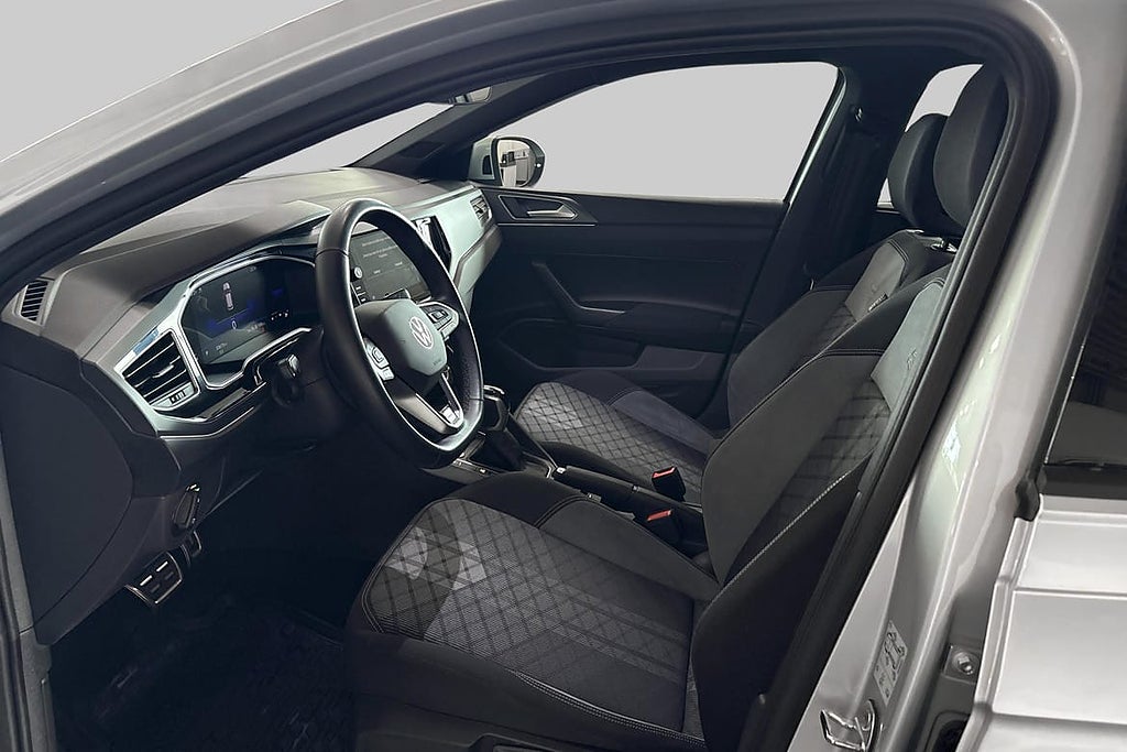 Volkswagen Taigo R-Line 2025 – Sportig och välutrustad – bild 20