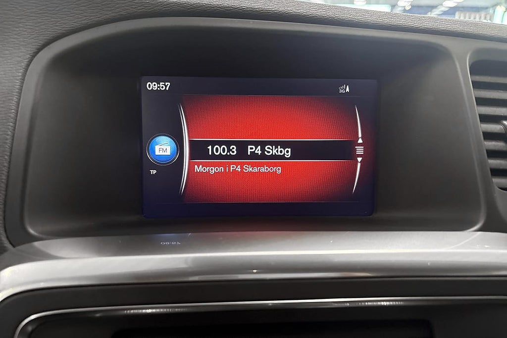 Volvo V60 D5 Twin Engine AWD 231hk | Momentum | Automat |... – bild 13