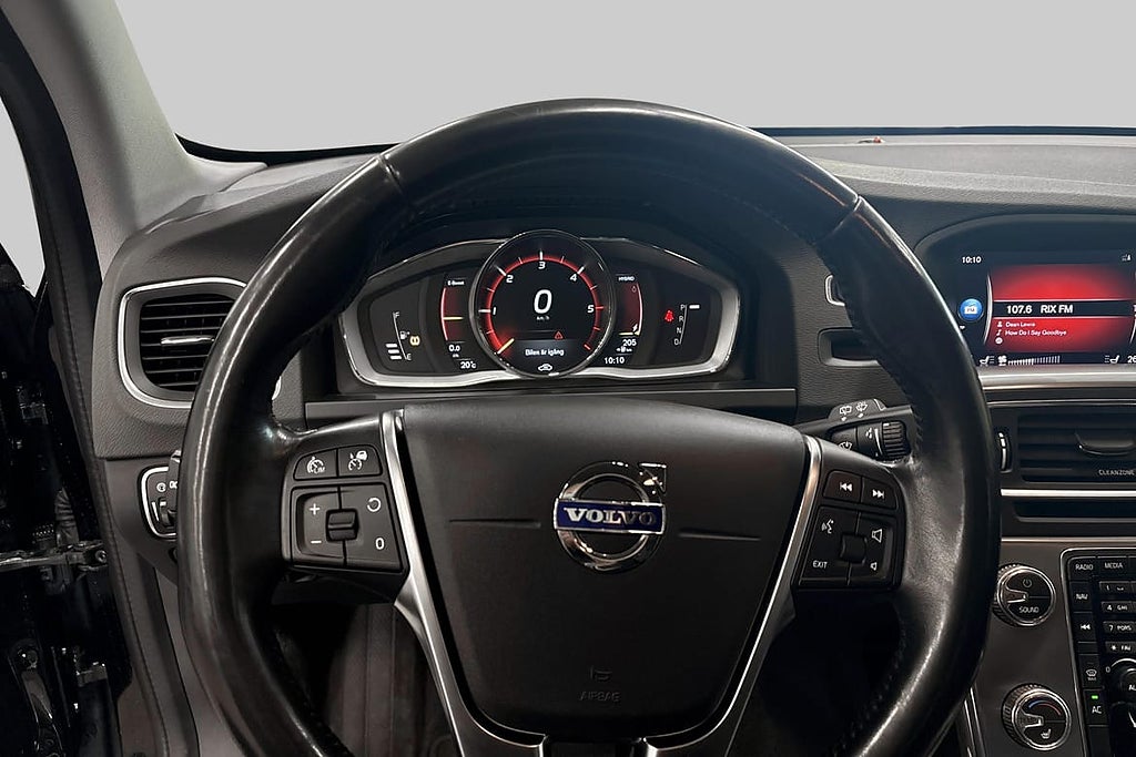 Volvo V60 D5 Twin Engine AWD 231hk | Momentum | Automat |... – bild 9