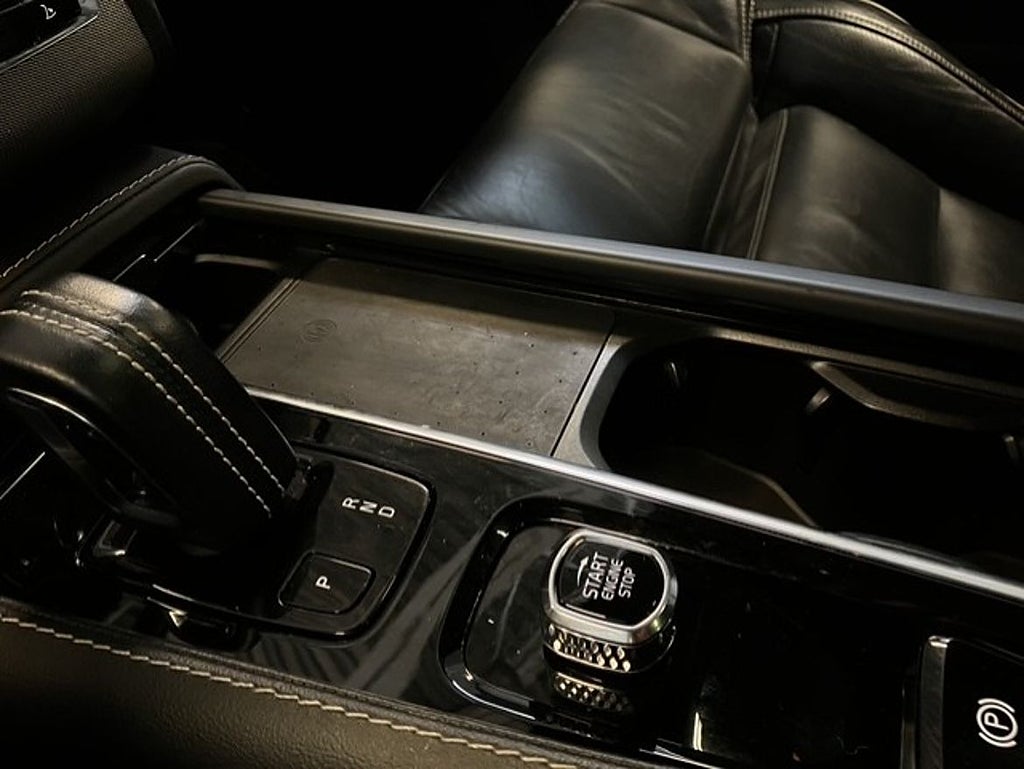 Volvo XC90 T8 AWD Recharge R-design Pro / B&W / 360-kamer... – bild 11