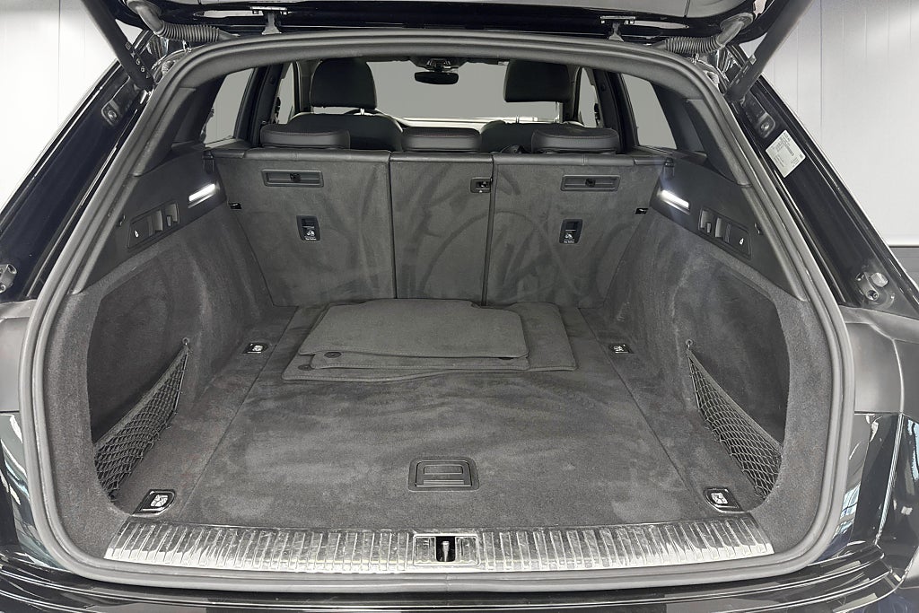Audi q8-e-tron Q8 55 e-tron quattro S line I Drag I – bild 7