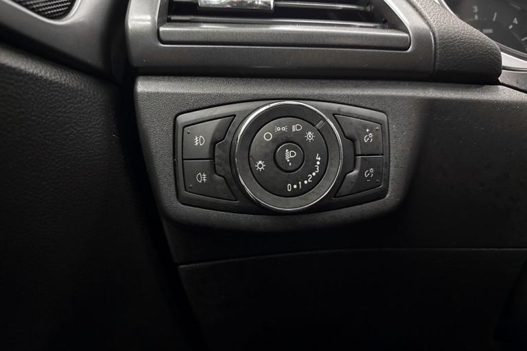 Ford Mondeo Kombi 1.5 TDCi Trend I Kamrem bytt I - miniatyr 18