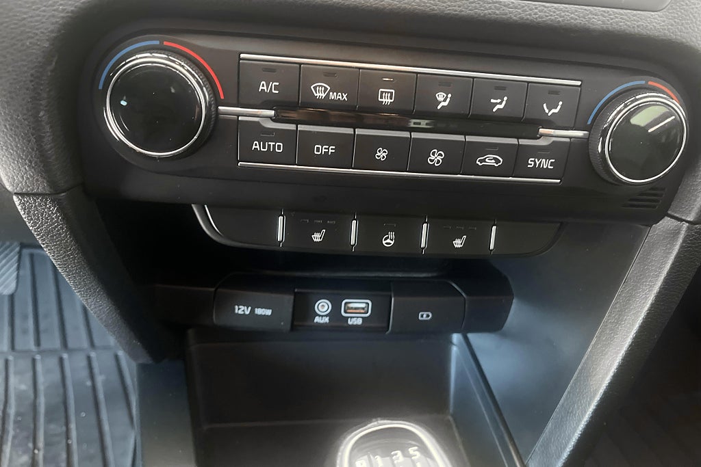 Kia Ceed Sportswagon I Drag I Backkamera I Vinterhjul I – bild 15