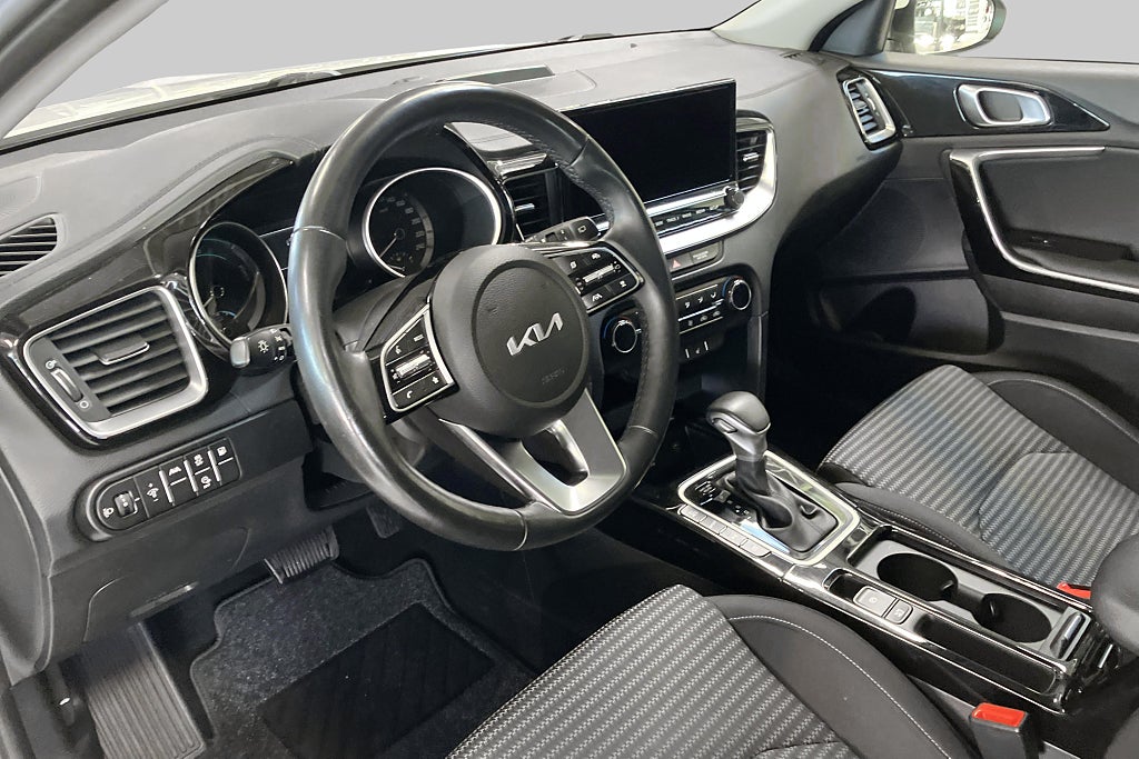 Kia Ceed Sportswagon PHEV Action /ADAPT. FART. /NAV /BACKKAMERA – bild 7