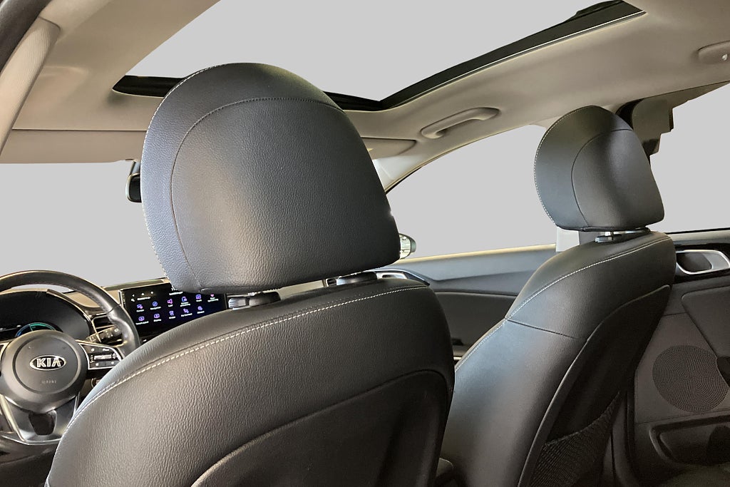 Kia Ceed SW PHEV Advance Plus 2 / Pano / kamera / minne – bild 10