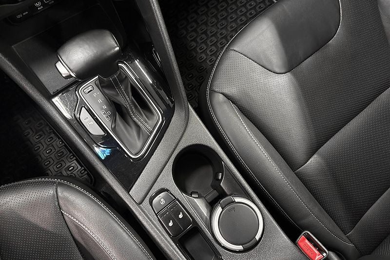 Kia Niro Hybrid DCT Advance Plus 2 Dragkrok Sommar Vinterdäck – bild 13