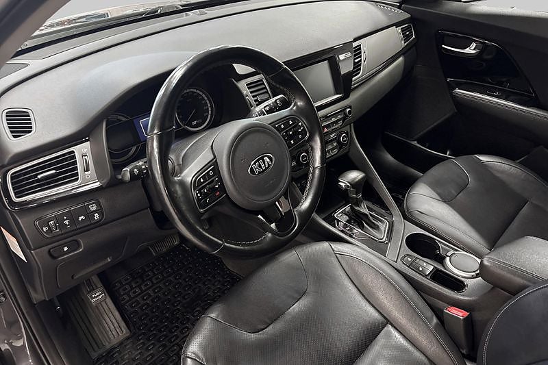 Kia Niro Hybrid DCT Advance Plus 2 Dragkrok Sommar Vinterdäck – bild 7