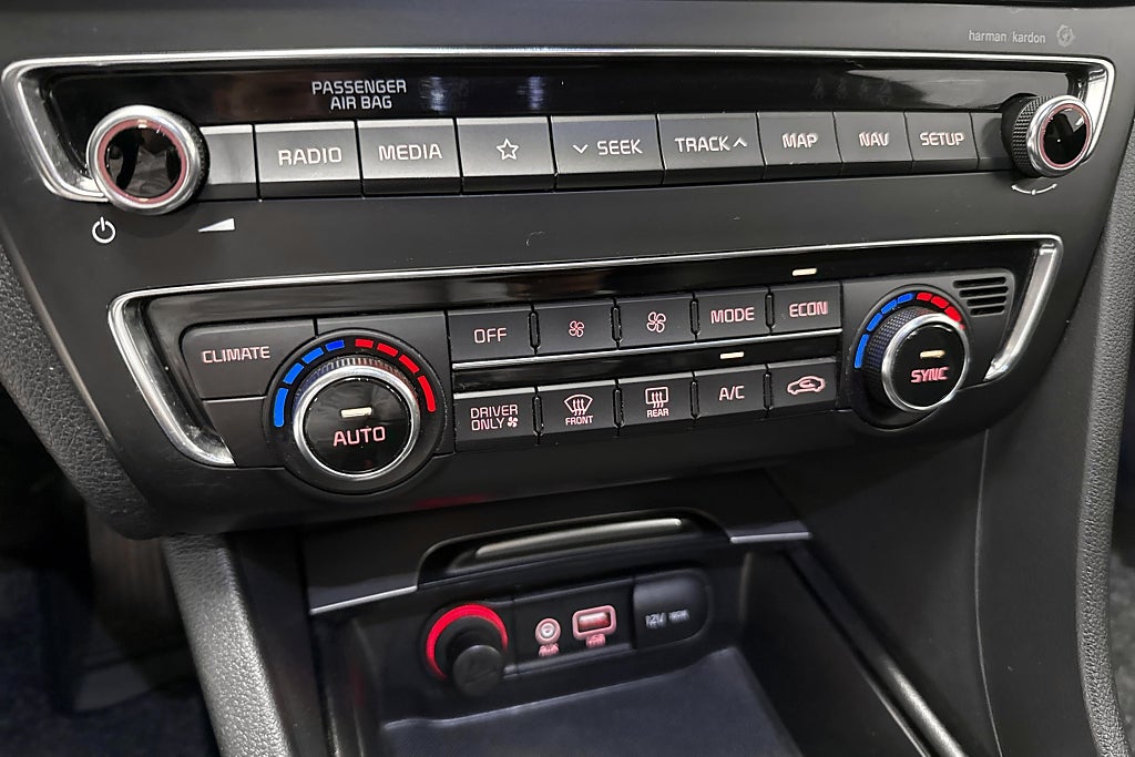 Kia Optima Sport Wagon Plug-in Hybrid Euro 6 – bild 18