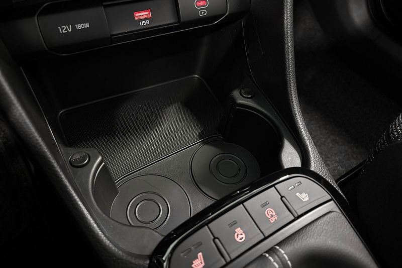 Kia Picanto 1.0 GDI AMT Automat Sommardäck & Vinterdäck – bild 19