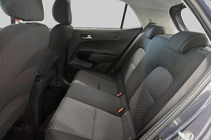 Kia Picanto 1.0 GDI AMT Automat Sommardäck & Vinterdäck – bild 9