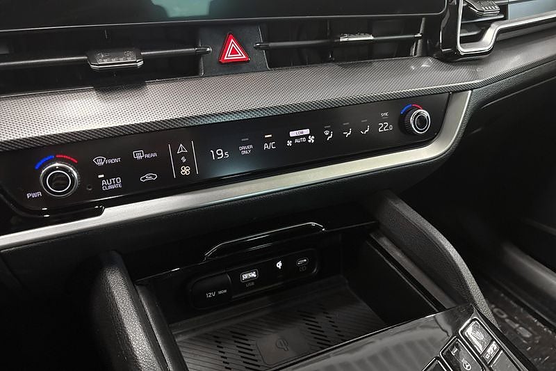 Kia Sportage PHEV Advance Vinterhjul Kia Godkänd – bild 19
