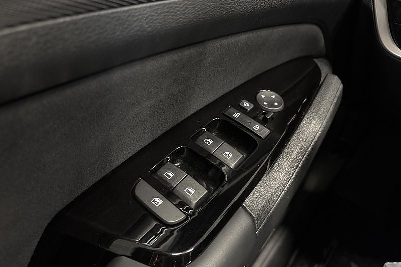 Kia Sportage PHEV GT-Line AWD Panorama Dragkrok Vinterhjul – bild 20