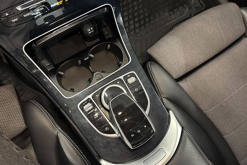 Mercedes-Benz C 220 d 7G-T Plus | Avantgarde | Dragkrok | Skinn – bild 13