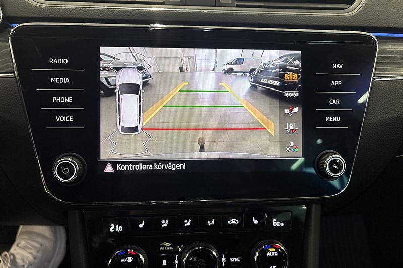 Skoda Superb iV Kombi 1.4 TSI iV Business Edition, Style Euro 6 – bild 17