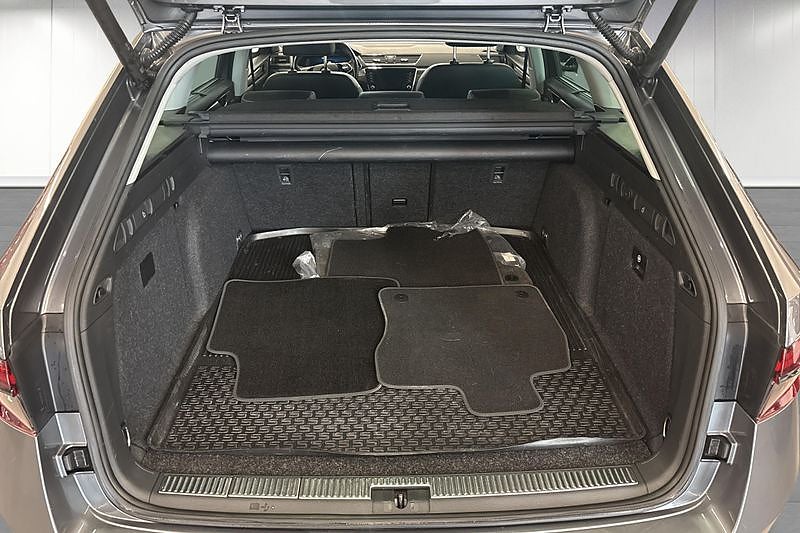 Skoda Superb iV Kombi 1.4 TSI iV Business Edition, Style Euro 6 – bild 6