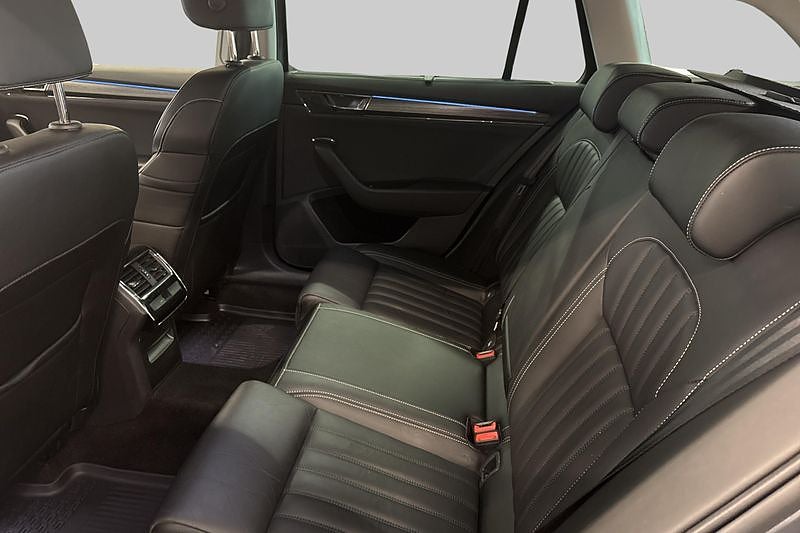 Skoda Superb iV Kombi 1.4 TSI iV Business Edition, Style Euro 6 – bild 9