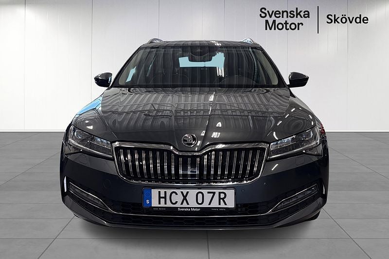 Skoda Superb Kombi 2.0 TDI 4x4 Pano, Canton, Webasto, Matrix, Drag – bild 2
