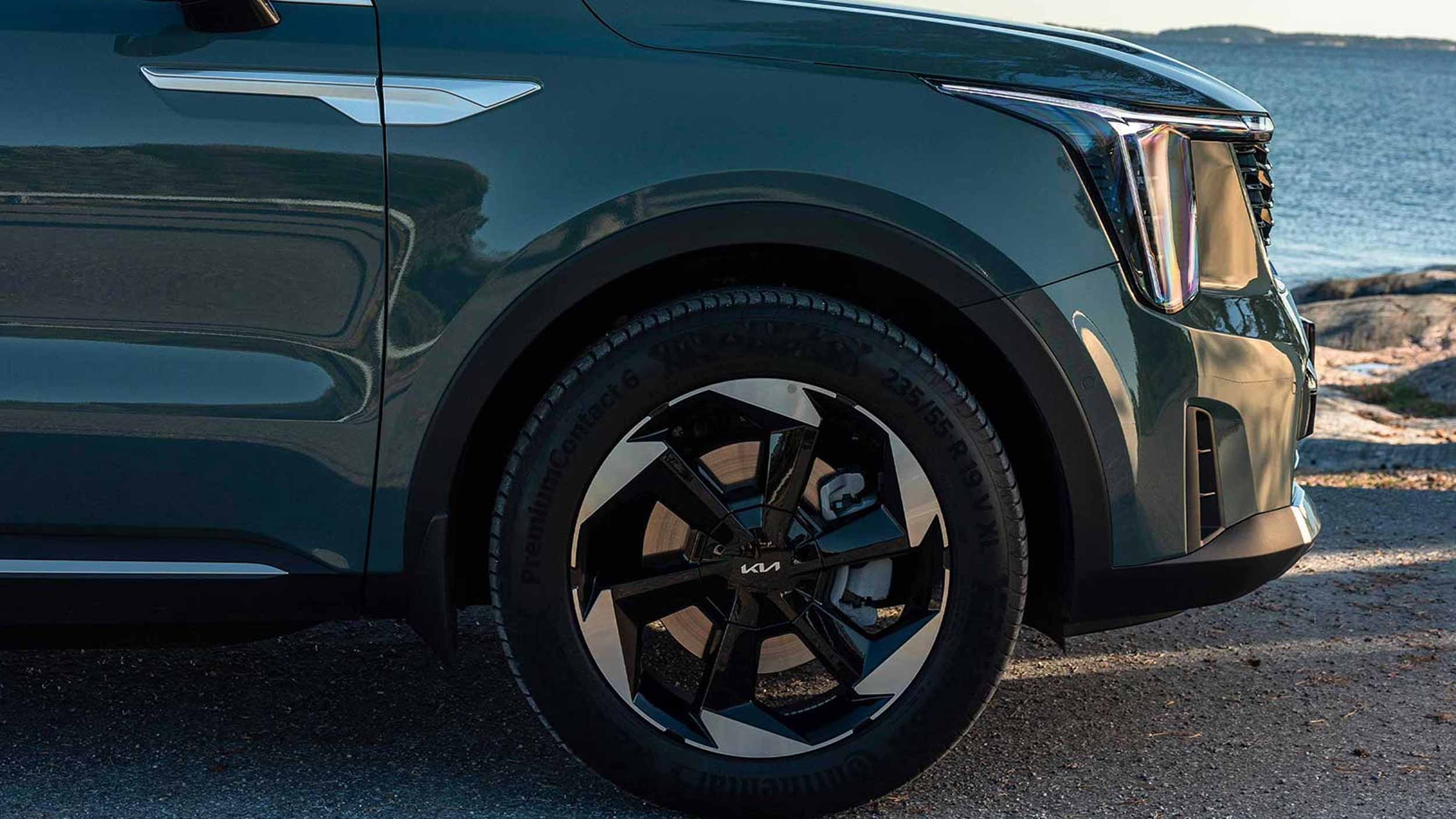 Hjulskifte på Svenska Motors verkstad