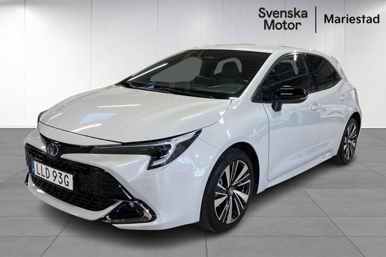 Toyota Corolla Hybrid e-CVT Style / Adaptiv Farthållare / Nav / qi