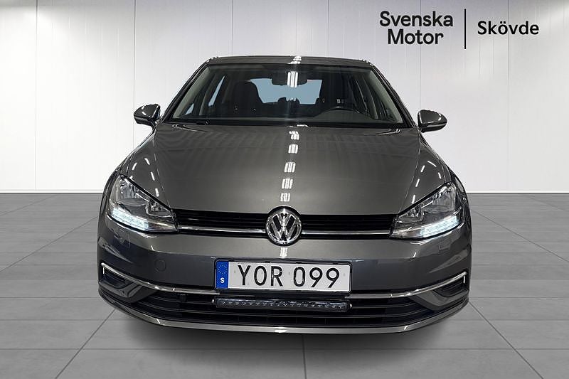 Volkswagen Golf 5-dörrar 1.0 TSI | ACC | App-Connect | Vinterhjul – bild 2