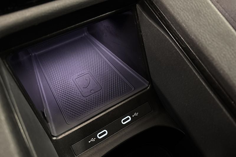 Volkswagen ID.4 Pro Performance | Värmepump | ACC | Nav | Vinterhjul – bild 18