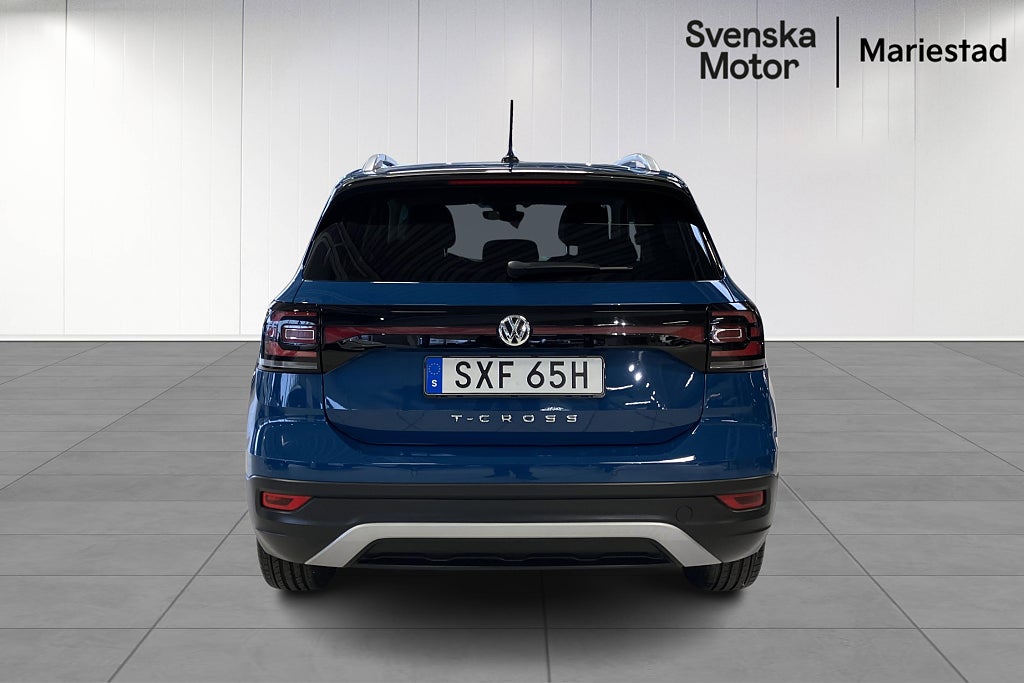 Volkswagen T-Cross 1.0 TSI GT / P-sensorer F&B / Dödavinkeln varnare – bild 5