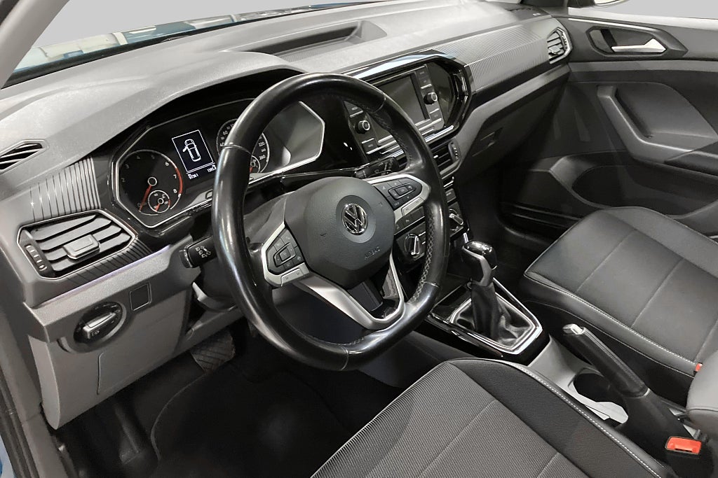 Volkswagen T-Cross 1.0 TSI GT / P-sensorer F&B / Dödavinkeln varnare – bild 7