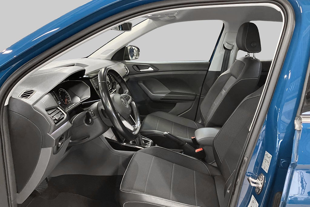 Volkswagen T-Cross 1.0 TSI GT / P-sensorer F&B / Dödavinkeln varnare – bild 8