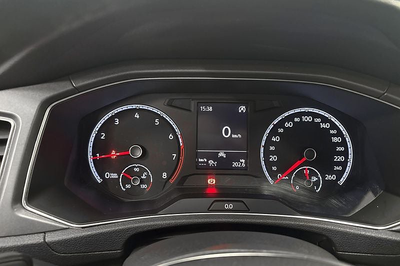 Volkswagen T-Roc 1.0 TSI OPF Dragkrok, Vinterhjul, B-kamera – bild 12