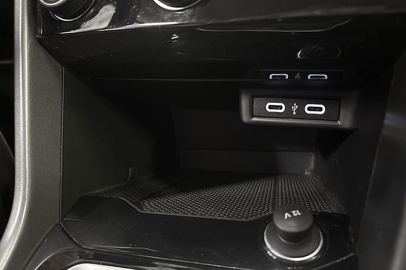 Volkswagen T-Roc 1.0 TSI OPF Dragkrok, Vinterhjul, B-kamera – bild 19