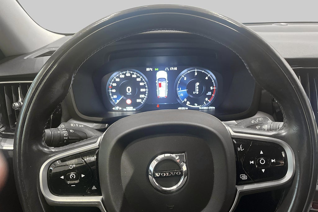 Volvo V60 D3 Momentum I Nybesiktad I Backkamera I Rattvärme – bild 11