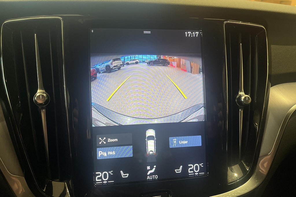 Volvo V60 D3 Momentum I Nybesiktad I Backkamera I Rattvärme – bild 12