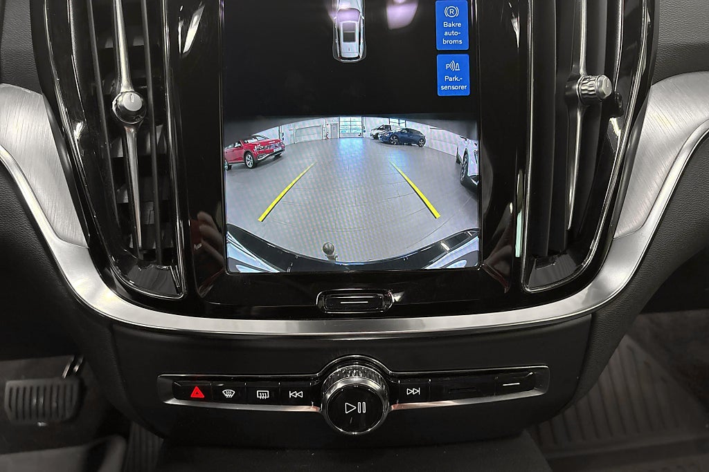 Volvo V60 Recharge T6 AWD Geartronic Core Edition Euro 6 – bild 17