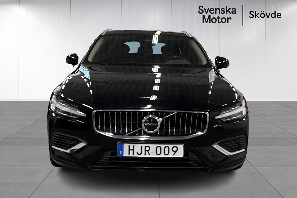 Volvo V60 Recharge T6 AWD Geartronic Core Edition Euro 6 – bild 2