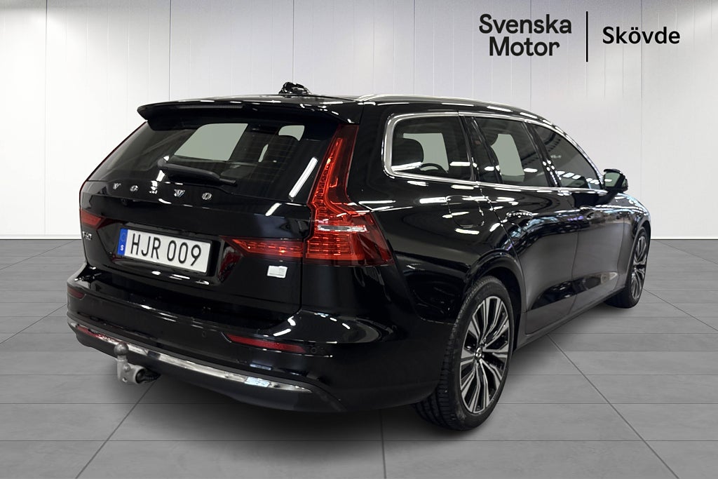 Volvo V60 Recharge T6 AWD Geartronic Core Edition Euro 6 – bild 4